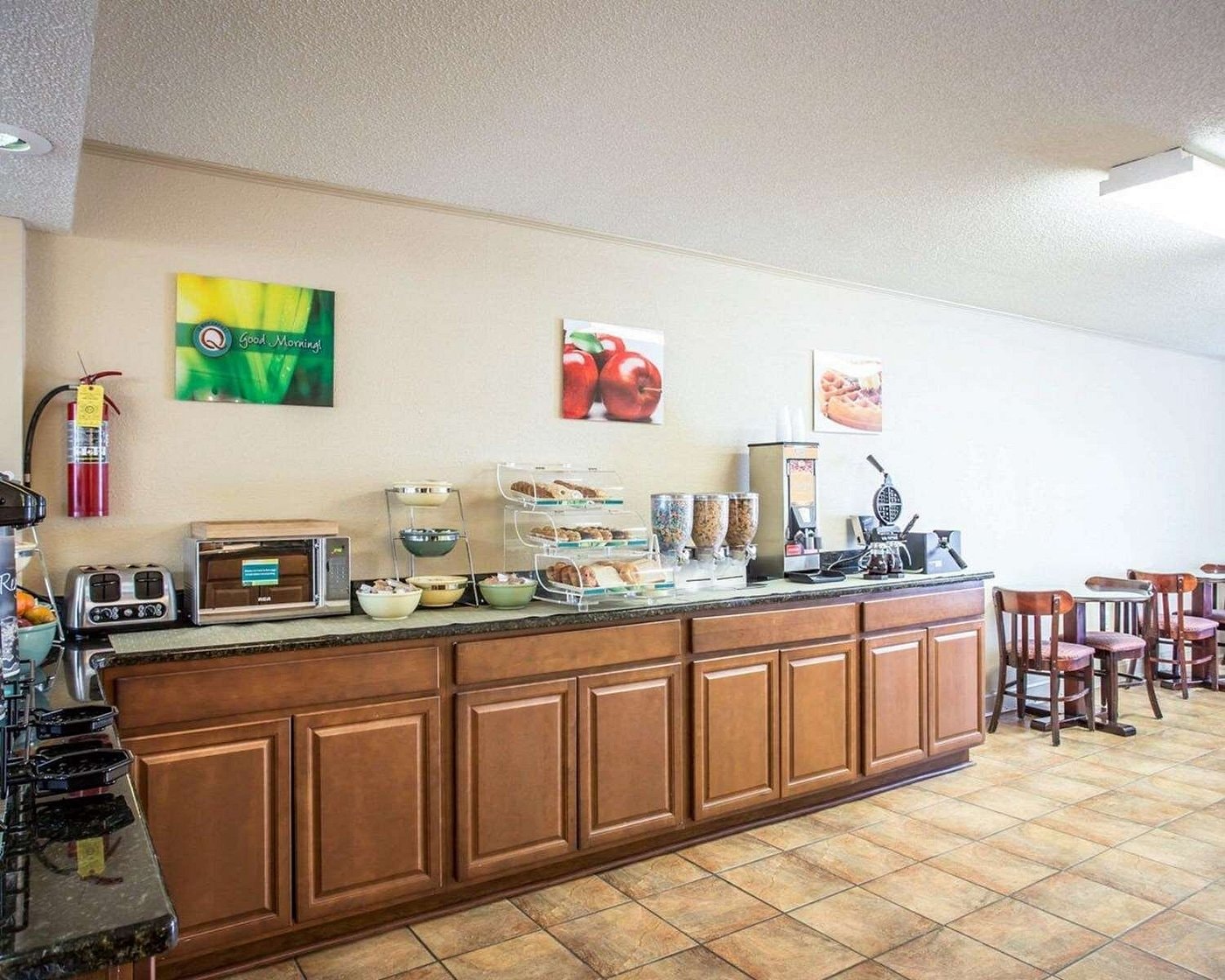 King Suite at Holiday Inn Express Monroe
